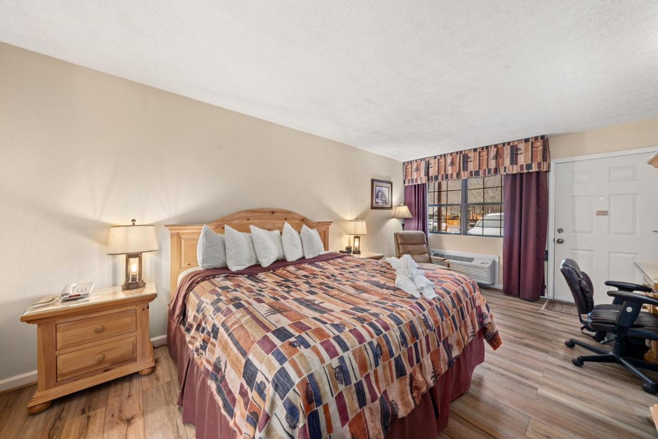 Jonathan Creek Inn — photo 2