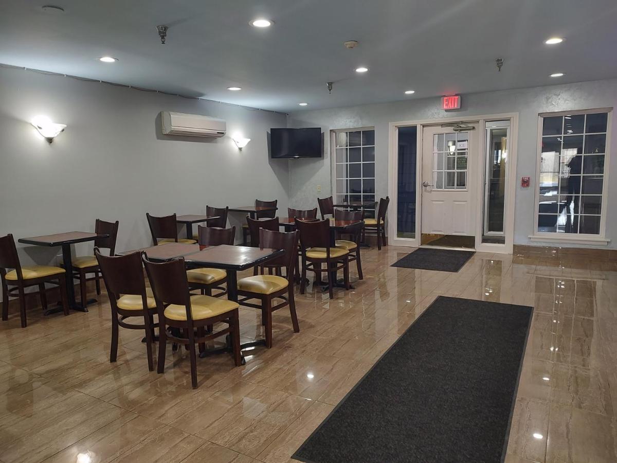Hilltop Inn — photo 11
