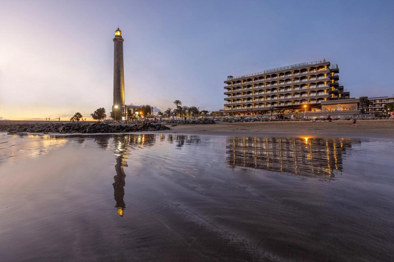 Beach: Hotel Faro, a Lopesan Collection Hotel - Adults Only