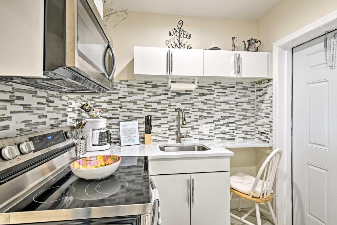 Block 2 Beach Studios and Suites — photo 9
