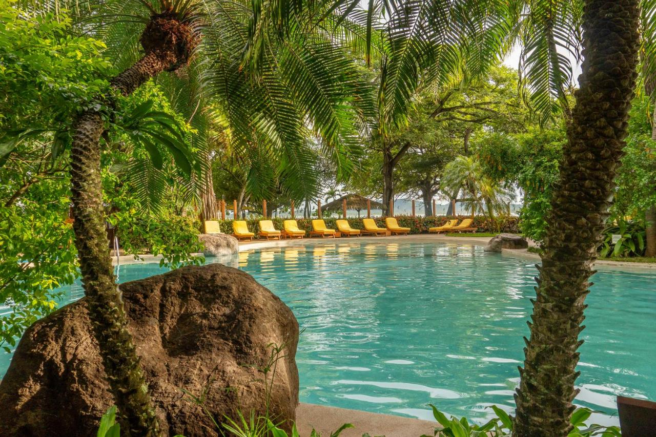 Capitán Suizo Beachfront Boutique Hotel photo