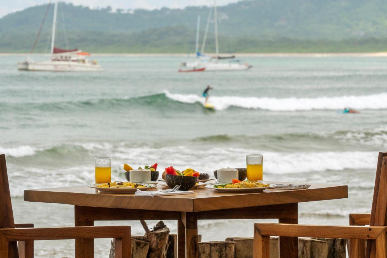 Capitán Suizo Beachfront Boutique Hotel photo