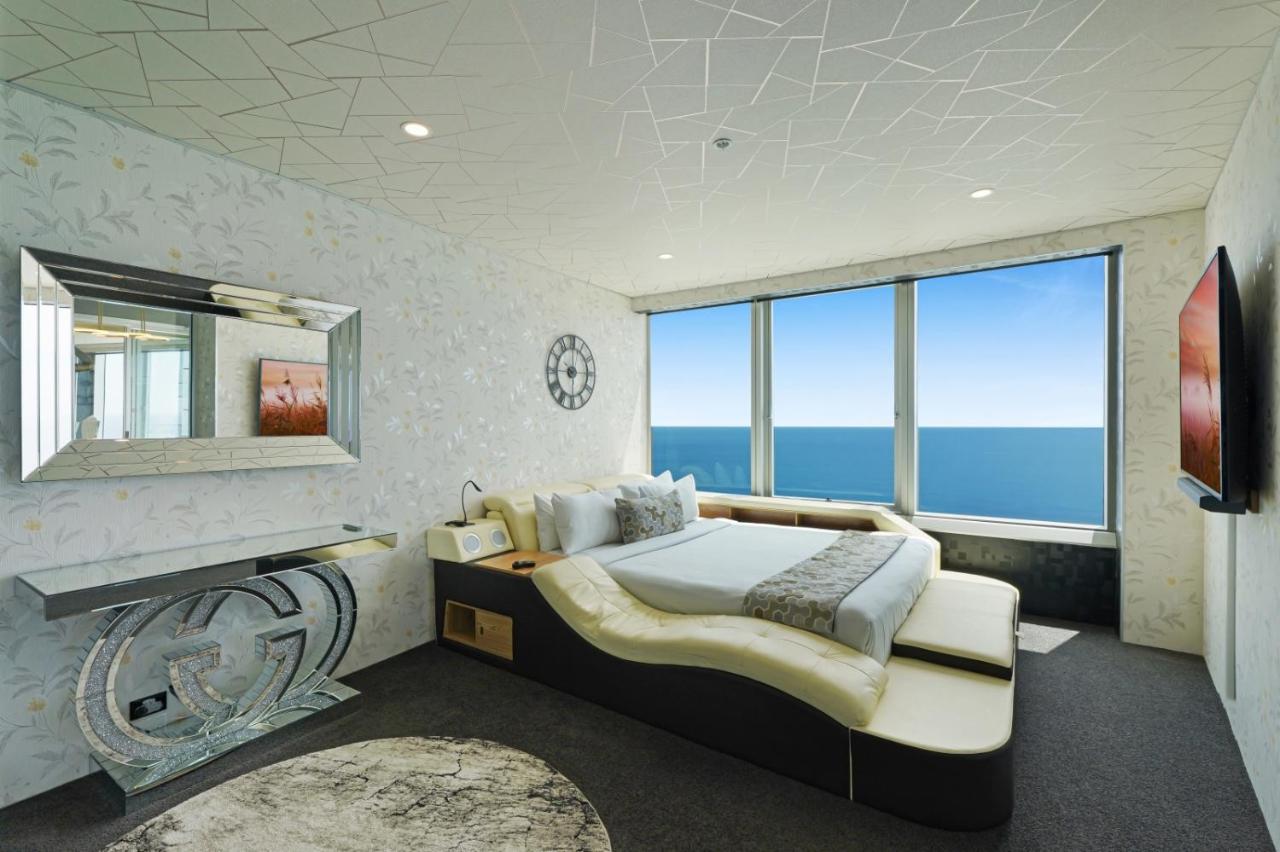 Q1 Resort & Spa - Official photo