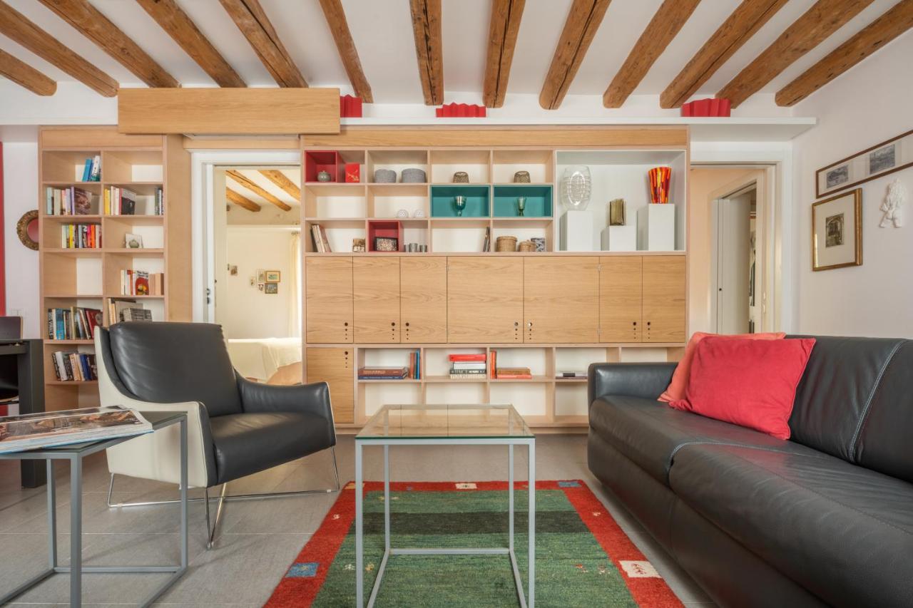 Luxury Garden Mansion R&R - 5