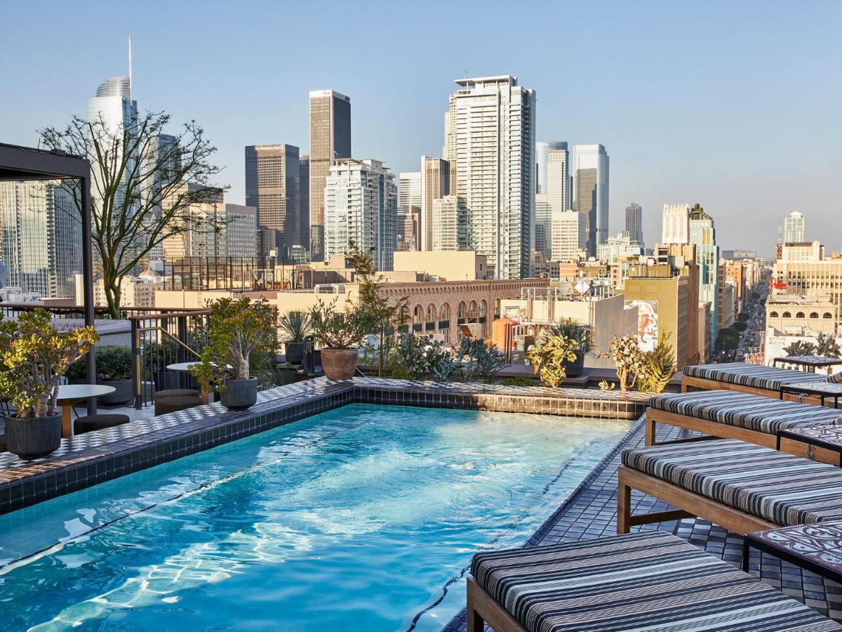 Rooftop swimming pool: Downtown Los Angeles Proper Hotel, a Member of Design Hotels