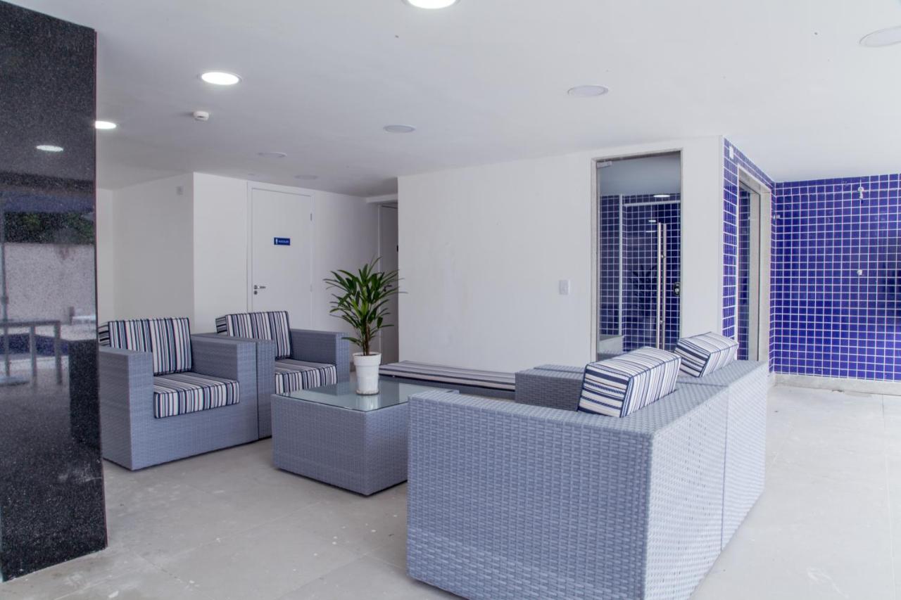 Americas Townhouse Hotel photo