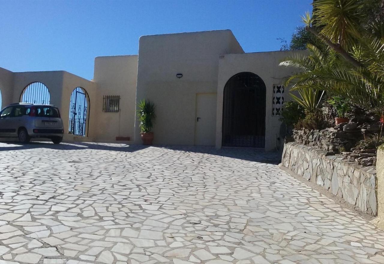 Villa Casa Pinosierra（モハカル）– 2022年 最新料金