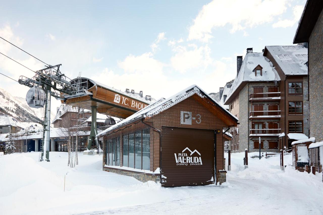 Val de Ruda Luxe 68 by FeelFree Rentals, Naut Aran – Updated ...