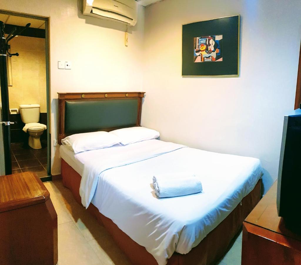 Golden Court Hotel - Sri Pelangi - 5