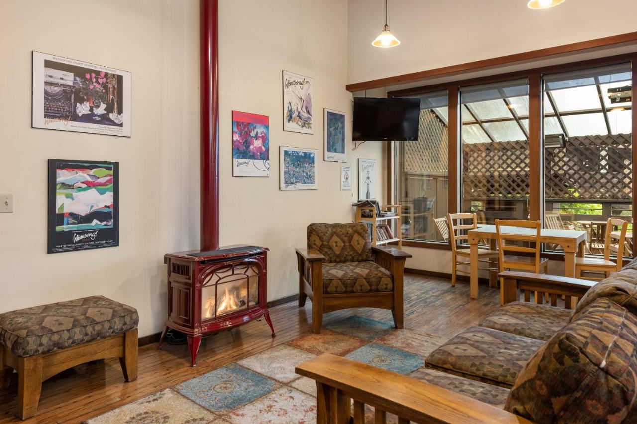 Harbor Lite Lodge — photo 19