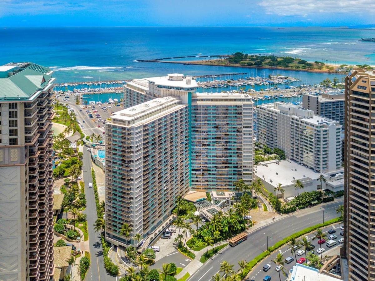 Ilikai Tower 642 Lagoon View 1BR photo
