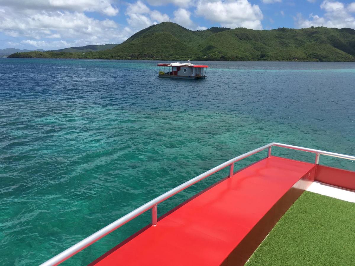 Beach: Aqualodge Floating Villas