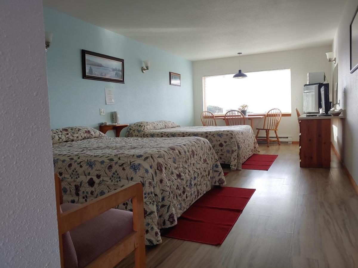 The Dublin House Motel — photo 24