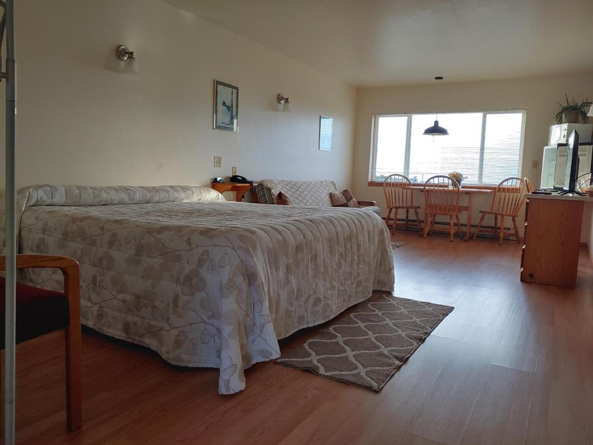 The Dublin House Motel — photo 14