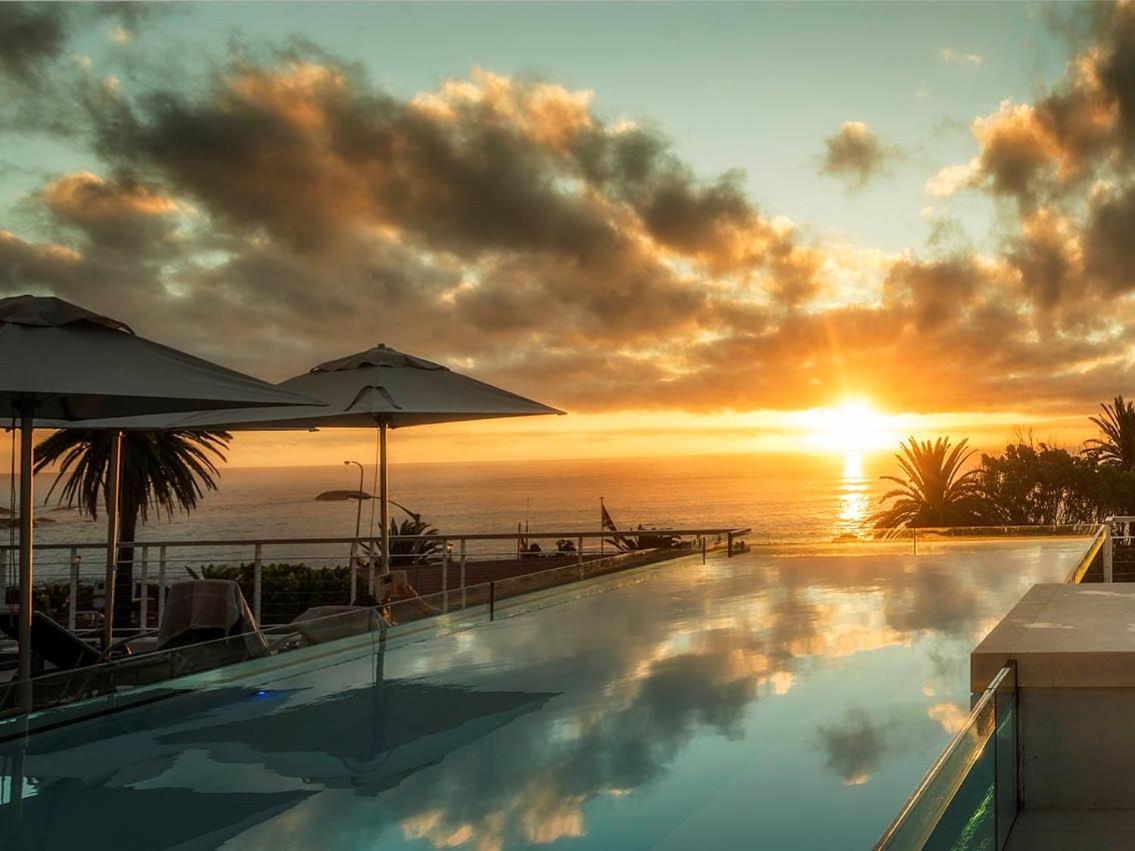 Heated swimming pool: South Beach Camps Bay Boutique Hotel