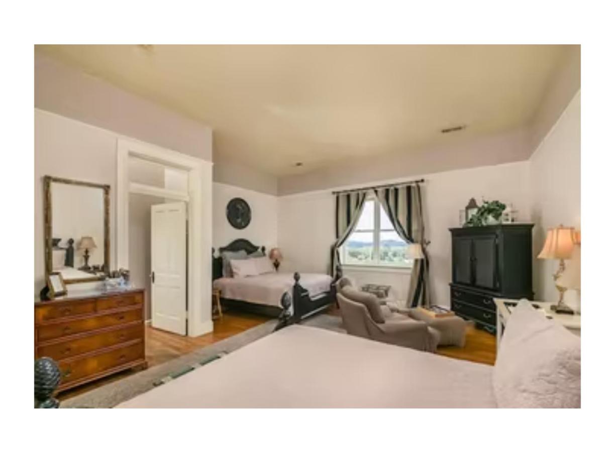 The Mayor's Mansion Inn — photo 8