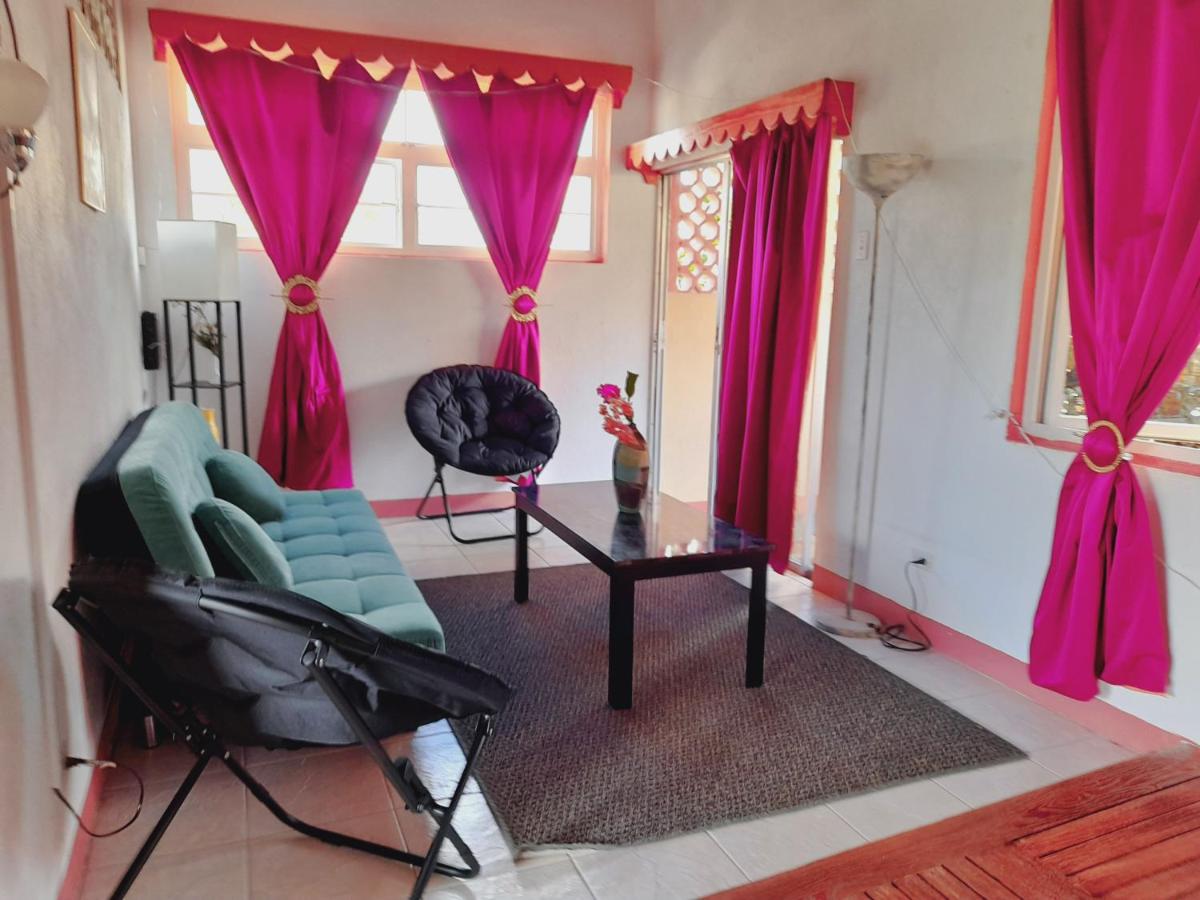 Angler Apartments photo