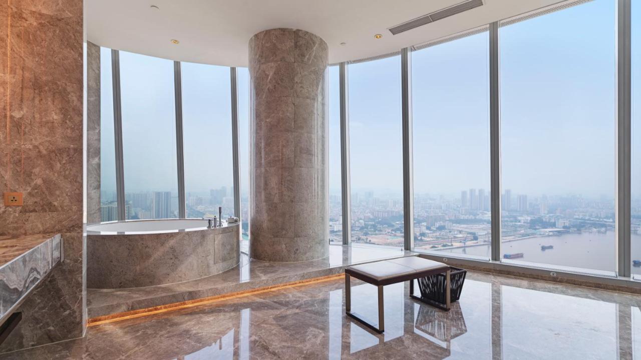 InterContinental Guangzhou Exhibition Center, an IHG Hotel - Free shuttle between hotel and Exhibition Center during Canton Fair photo