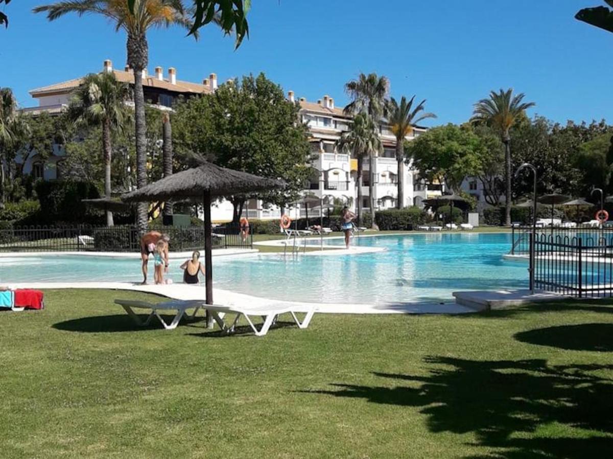 Urbanization La Dama de Noche, Marbella – Bijgewerkte prijzen ...