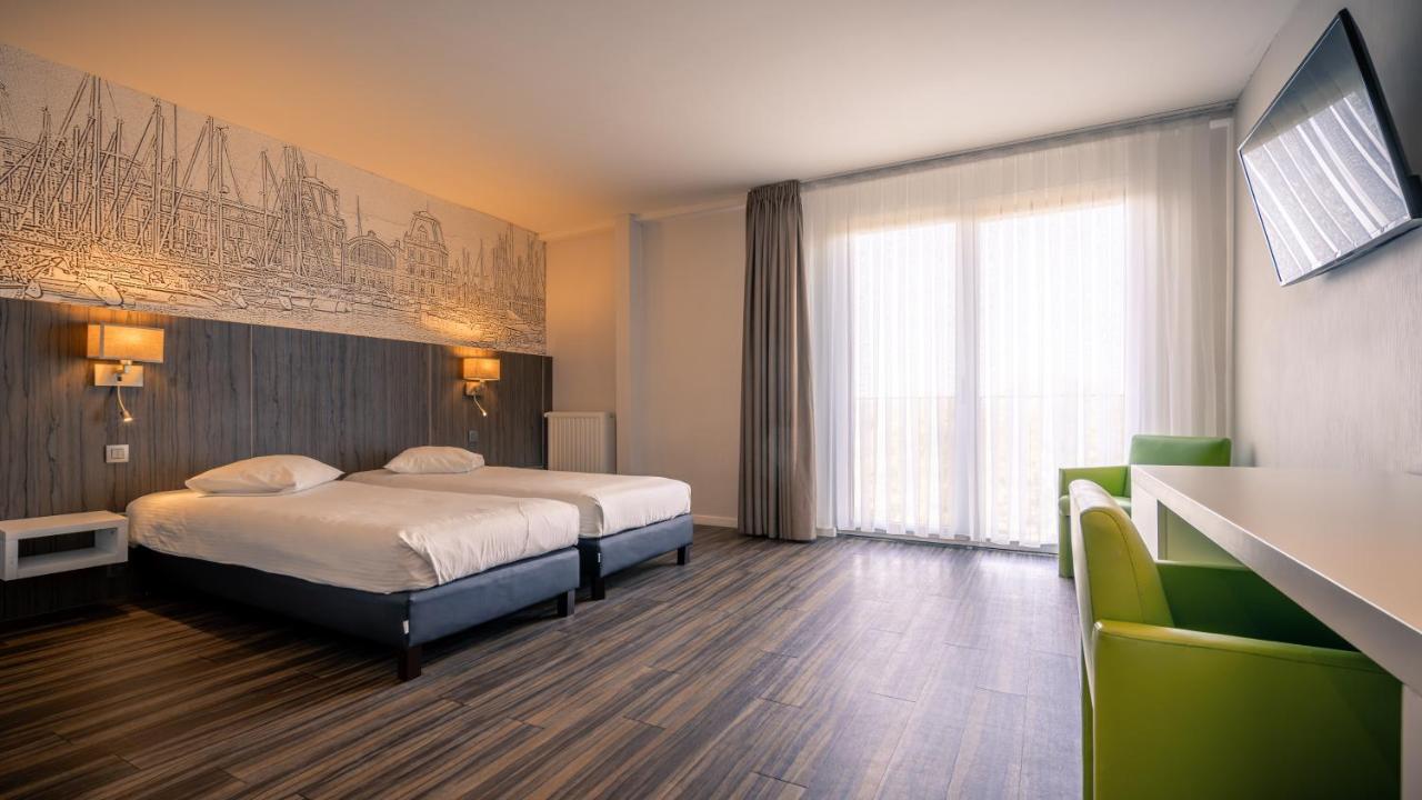Hotel Royal Astrid photo