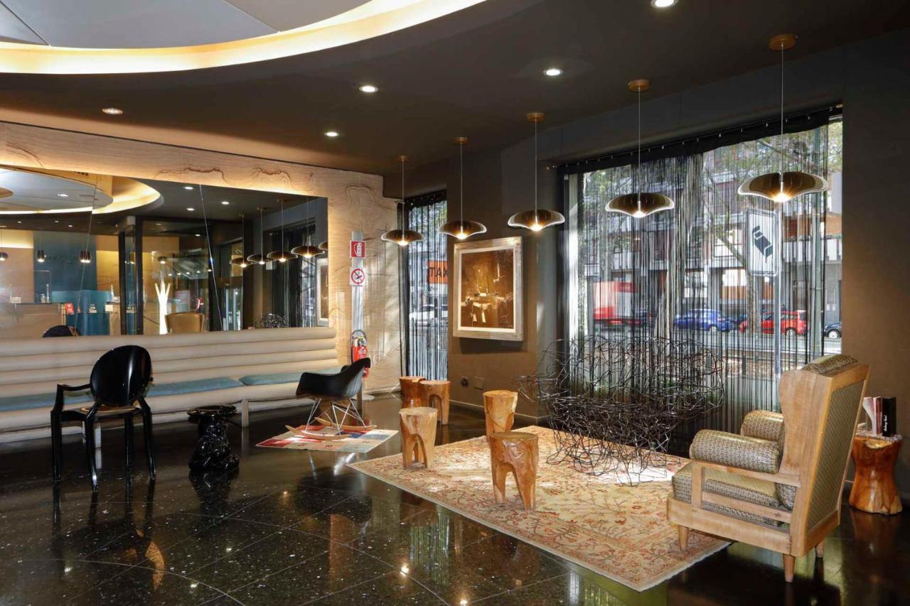 Hotel Lancaster photo