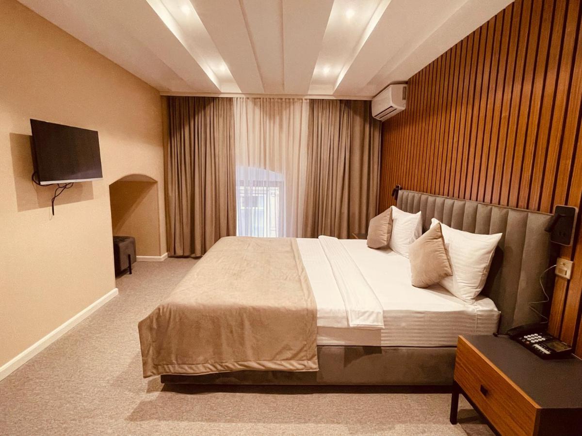 Eleven Hotel Baku photo