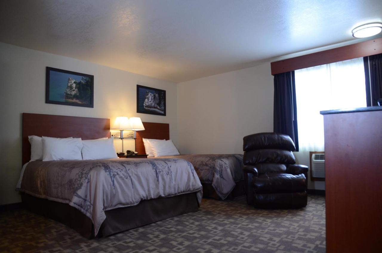 North Star Hotel Pictured Rocks — photo 14