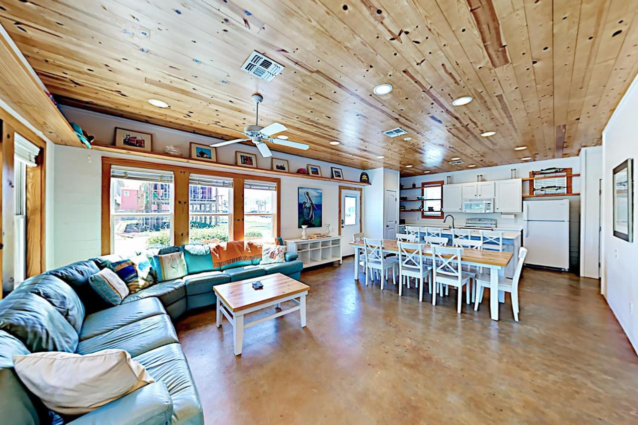 Sunset Landing Unit 8