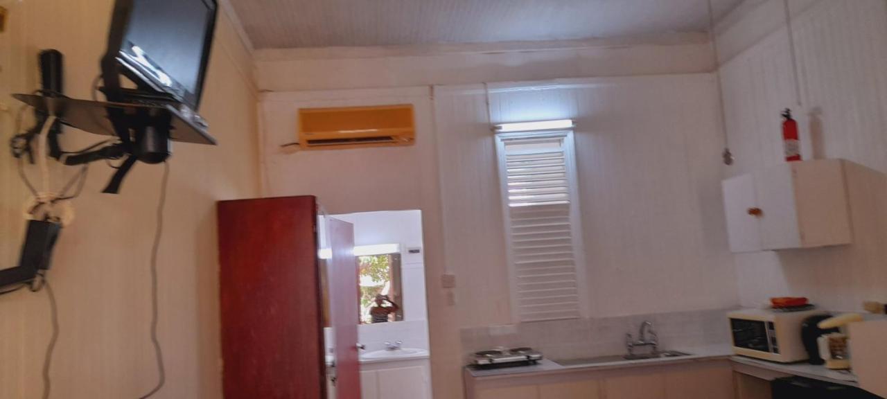 Angler Apartments photo