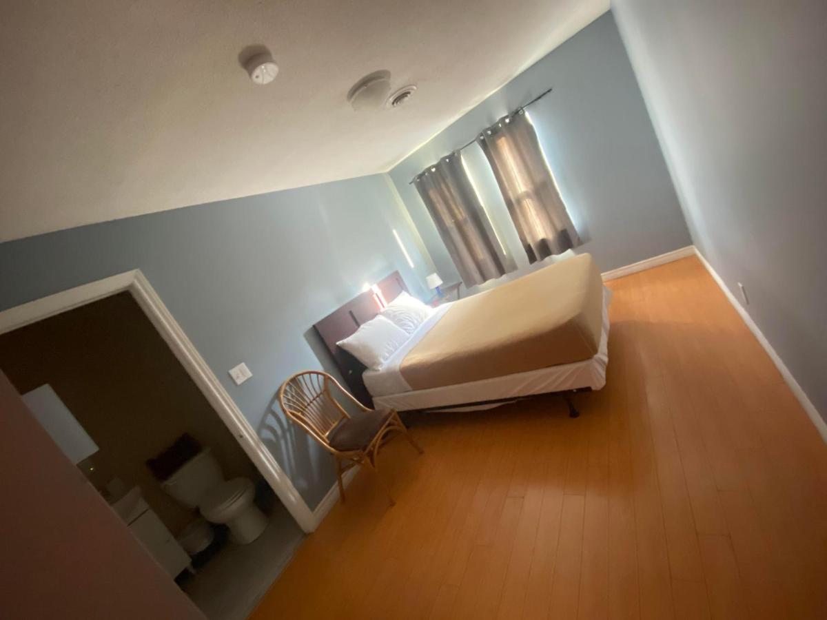 West Queen West Hotel photo