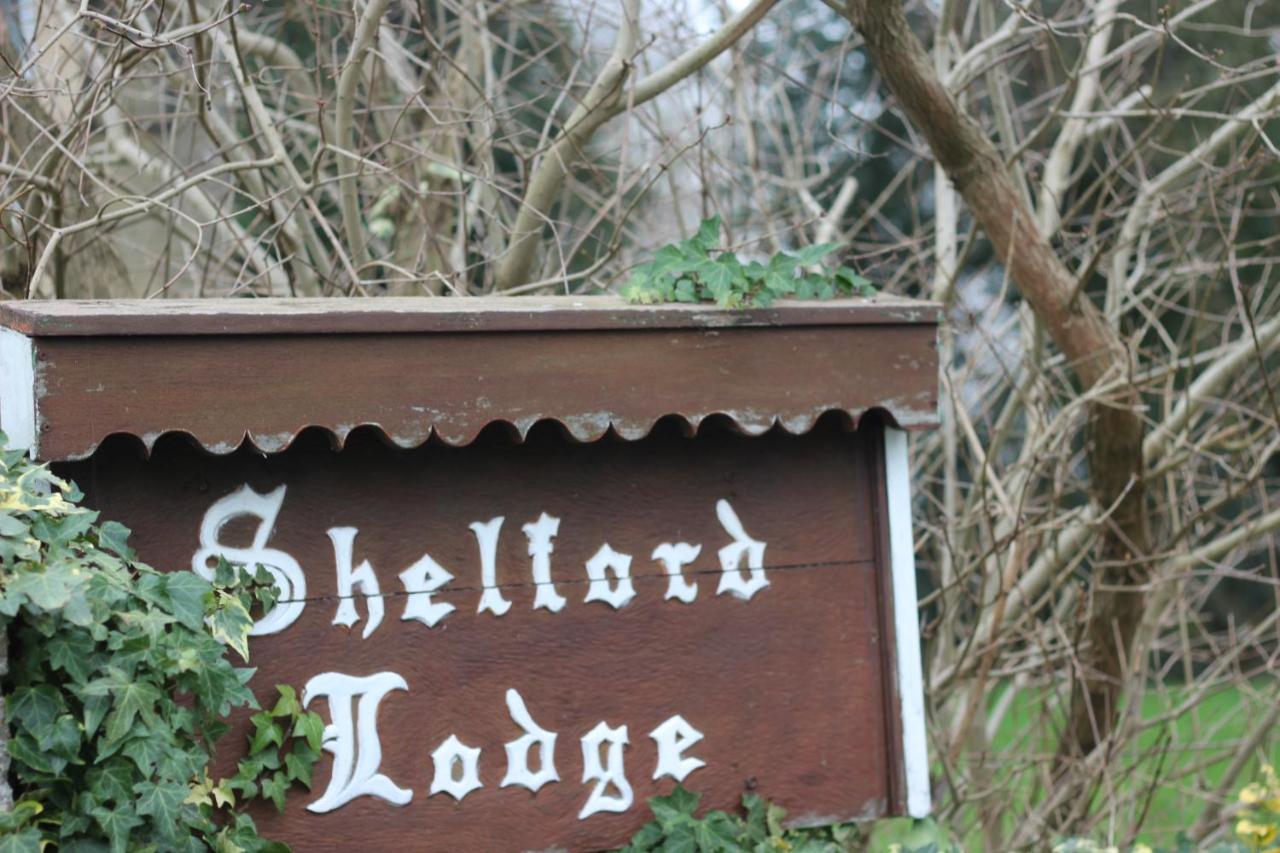 Shelford Lodge - Laterooms