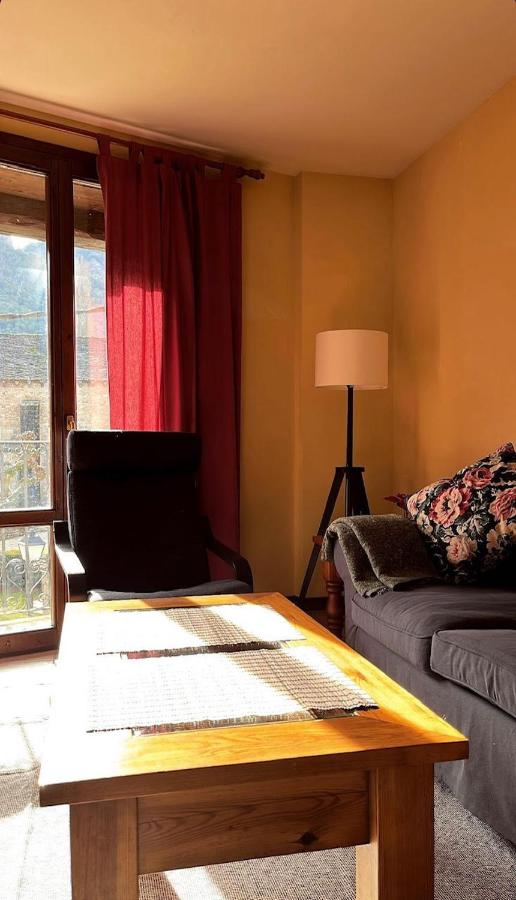 apartamentos turisticos san juan de la peña, Santa Cruz de la ...