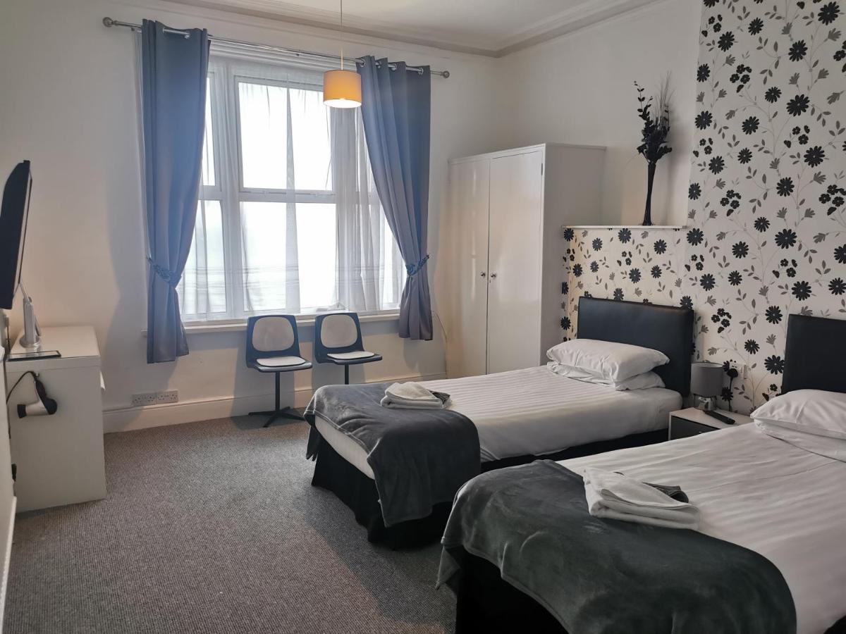Royal Pier Hotel - Laterooms