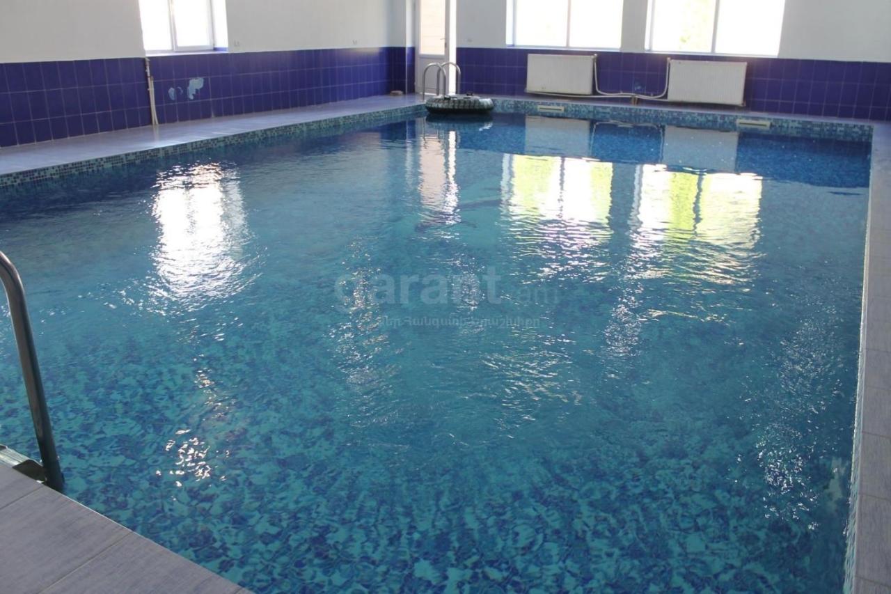 Коттеджи с Бассейном, сауной, биллиардом, теннисом и бильярдом static_photo