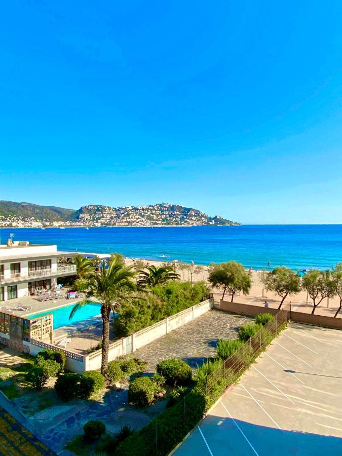 Studio Roses Beach, Roses – Updated 2022 Prices