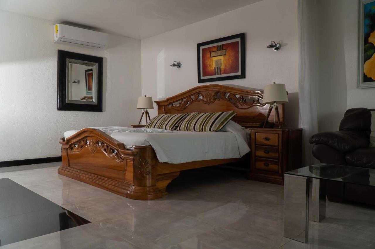 Oceans Two Resort photo