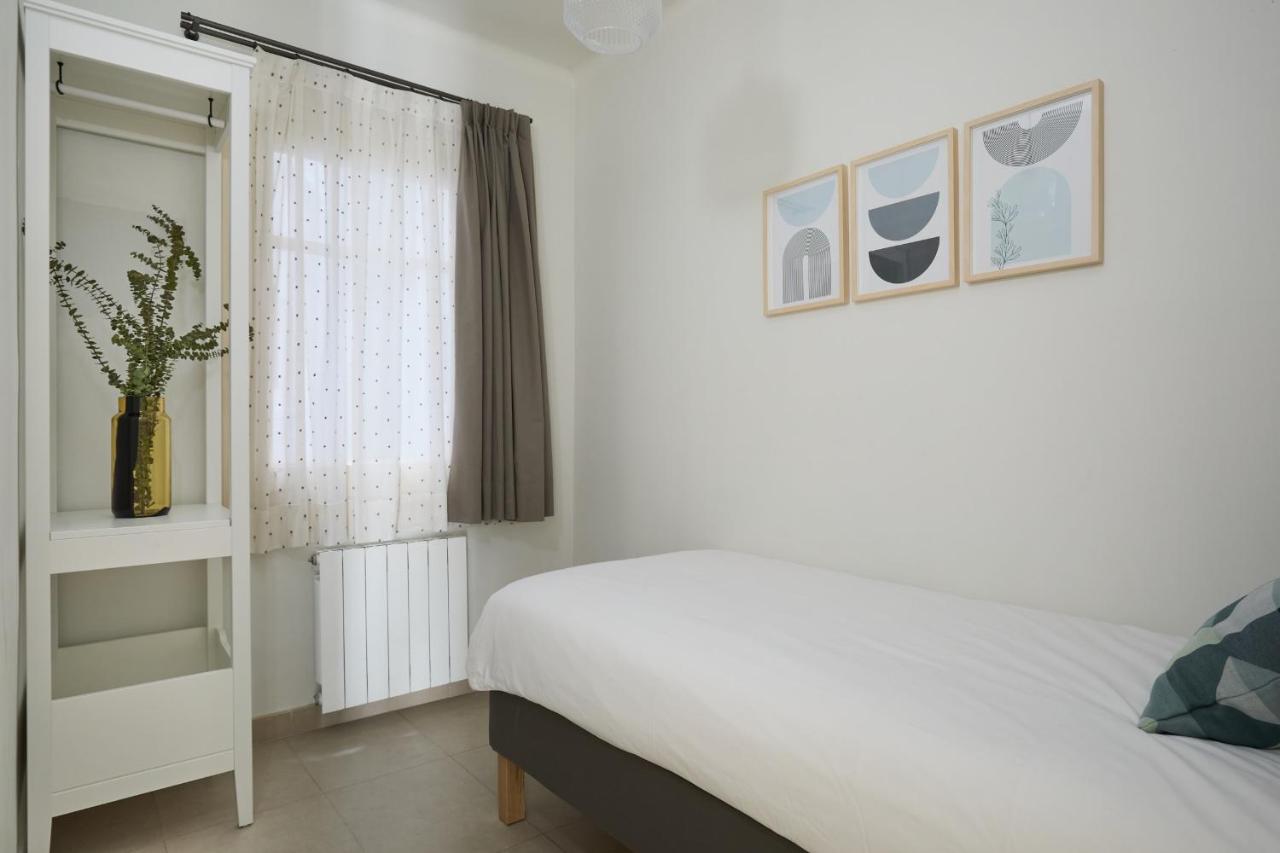 Apartment Casa Cosi - Casanova 4, Barcelona, Spain - Booking.com