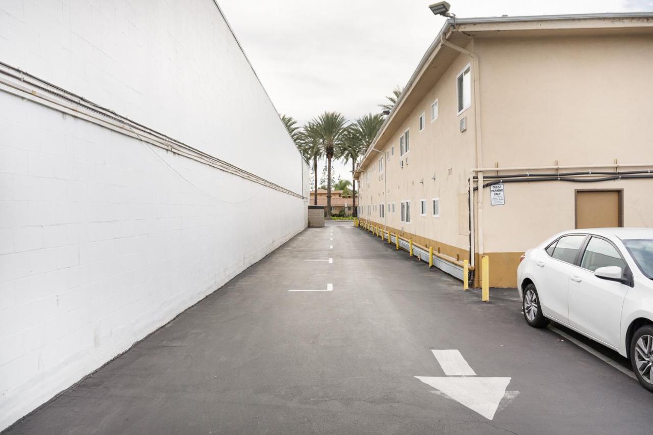 Americas Best Value Inn — photo 24
