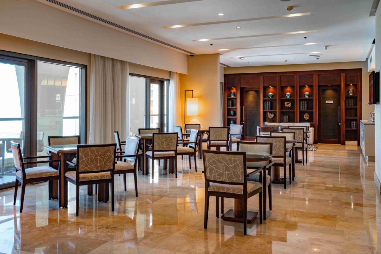 Amwaj Rotana, Jumeirah Beach - Dubai photo
