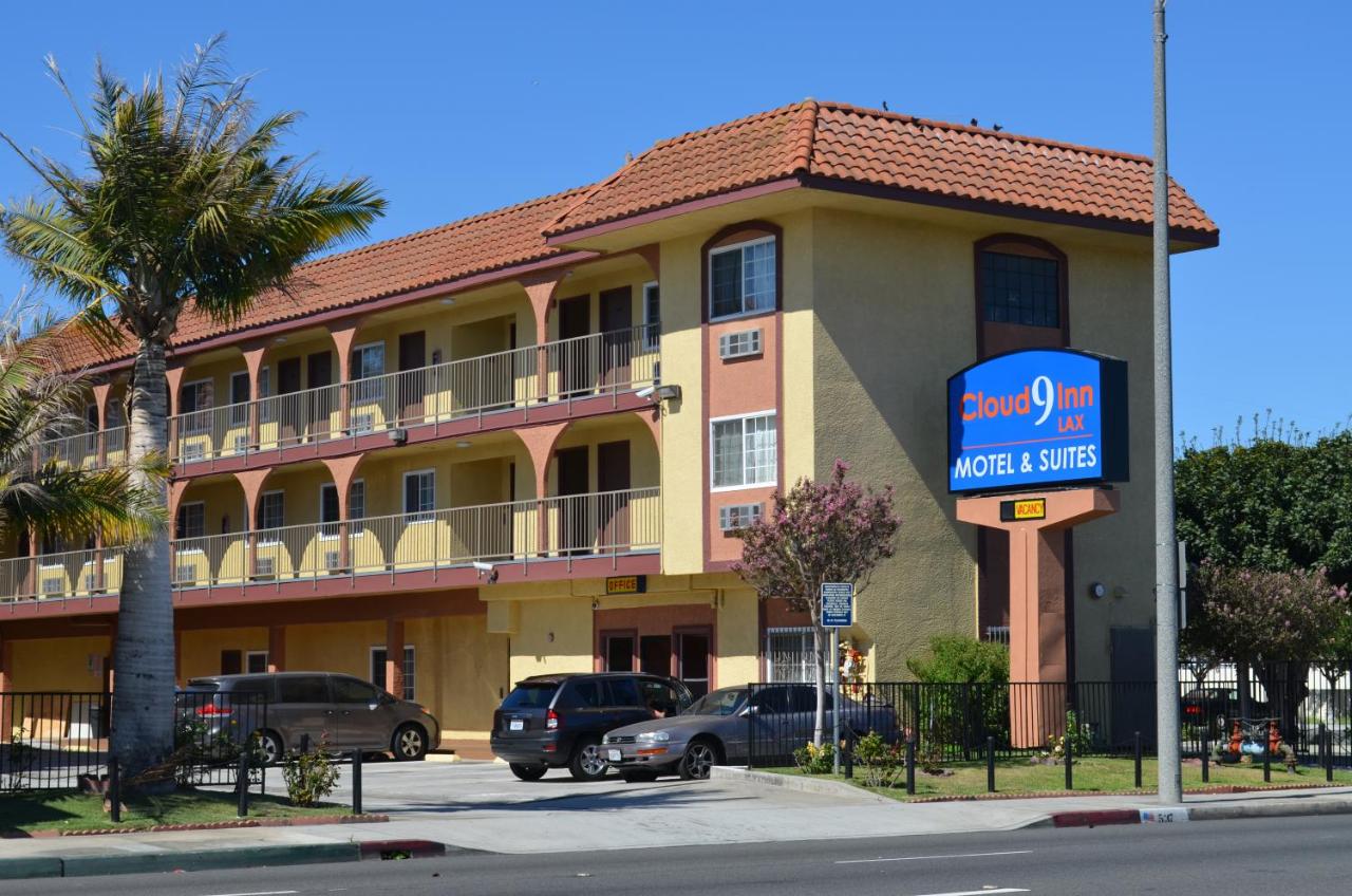 Cloud Nine Inn LAX Airport ( Newly Renovated ) — photo 9
