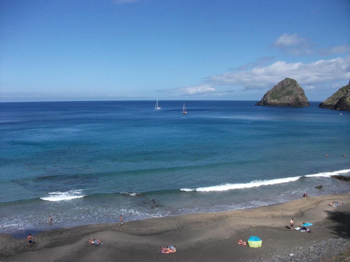 Beach: Alo Baía São Lourenço