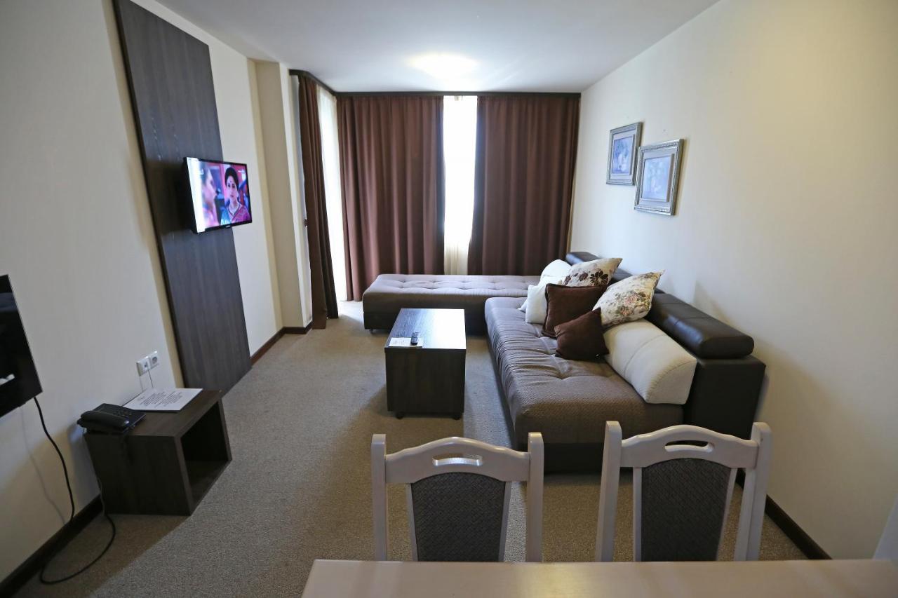 Zara Hotel photo