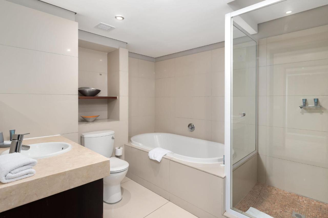 Icon Luxury Apartments - 3