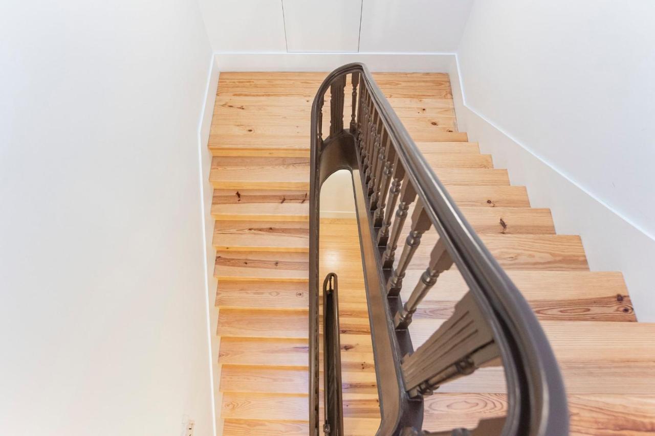 Modern 2BR Duplex Downtown by Art District by LovelyStay - 3