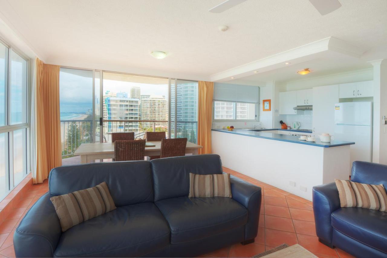 Golden Sands on the Beach - Absolute Beachfront Apartments photo