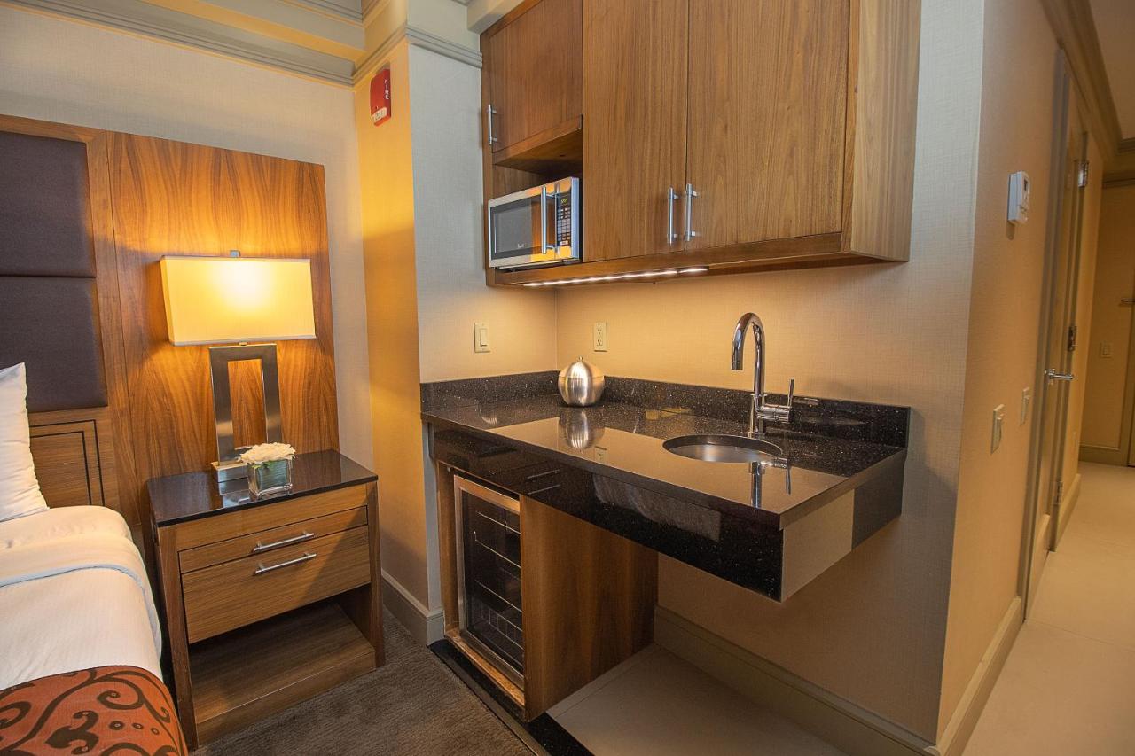 The Belvedere Hotel - 3