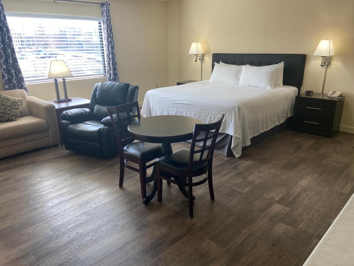 University Inn Duke — photo 15