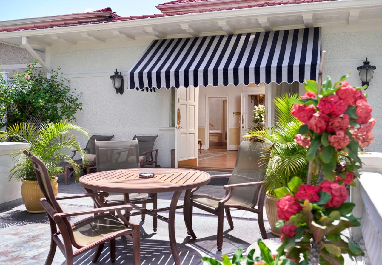 Terra Nova, BW Premier Collection - 2