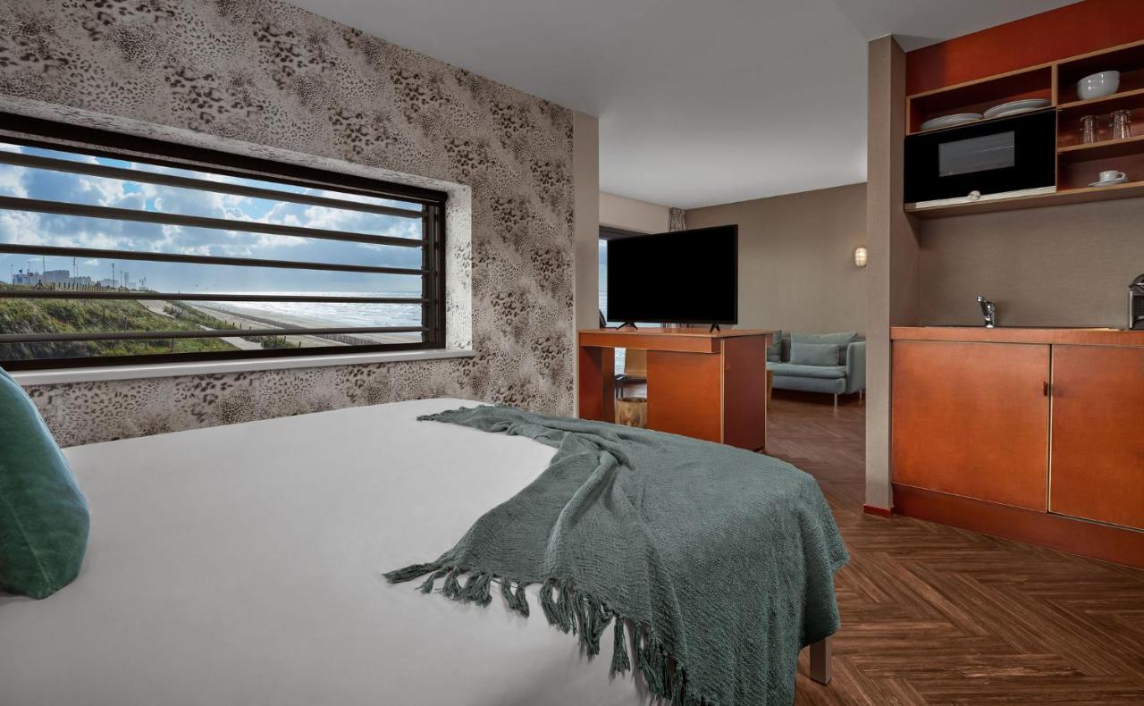 Beachhouse Hotel photo