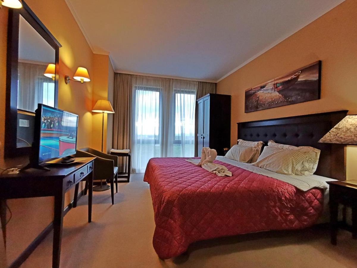 ROYAL BEACH HOTEL apartment photo